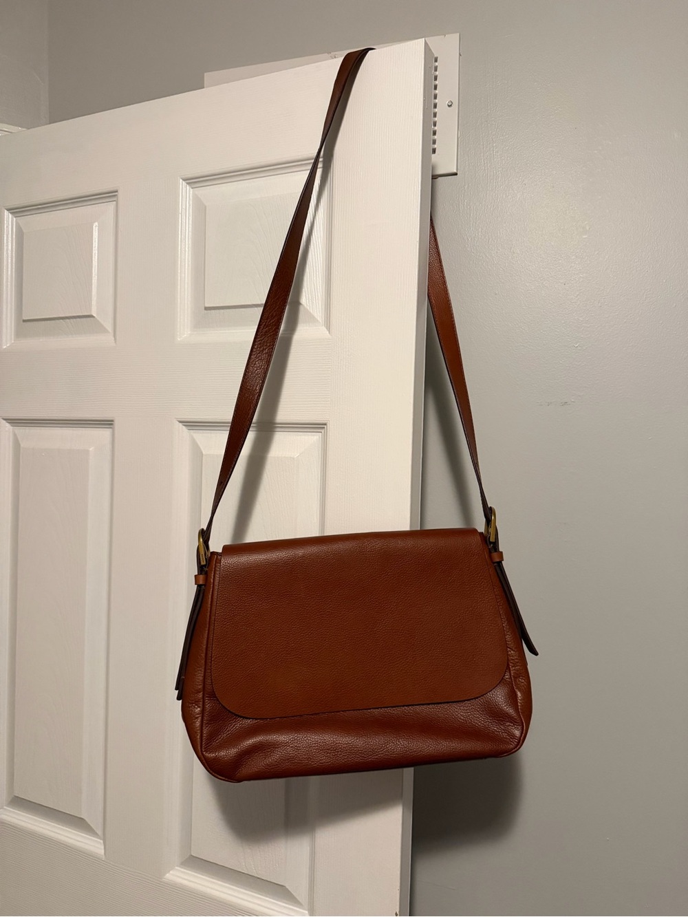 Fossil leather bag